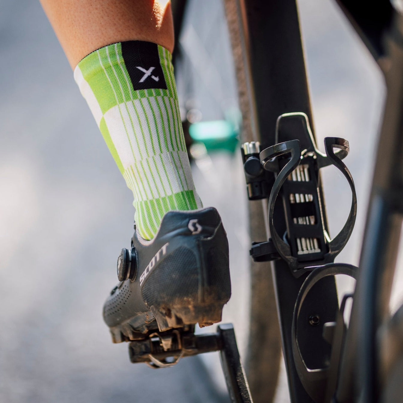 Slight Green Minimalist Crew Socks