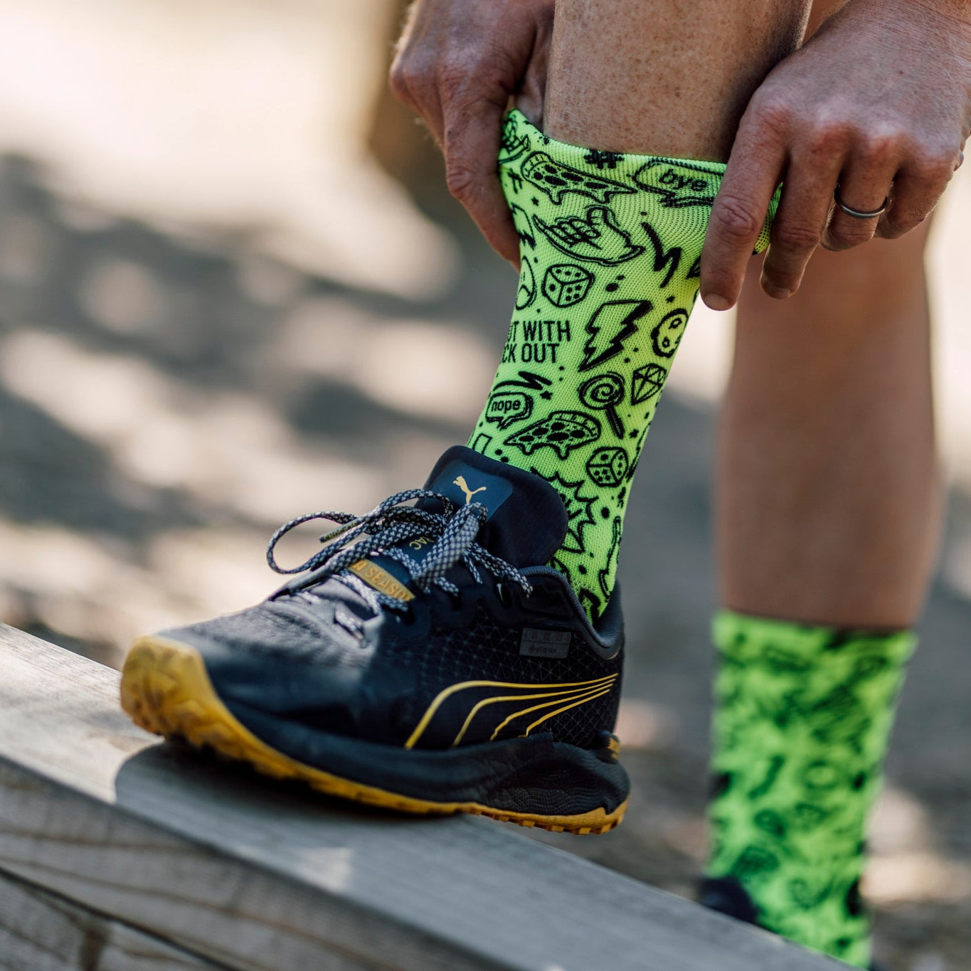 Fluo Doodle Crew Socks