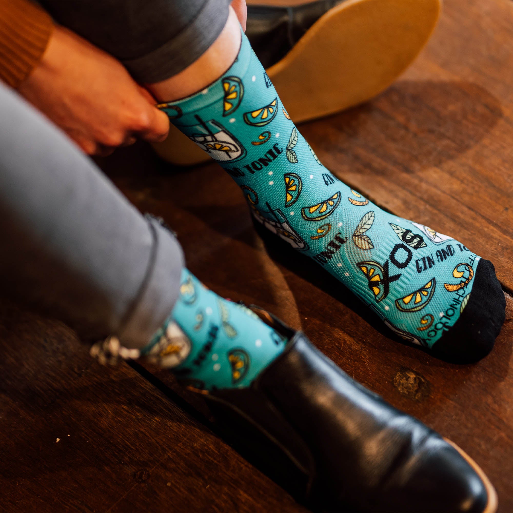 Gin Casual Crew Socks